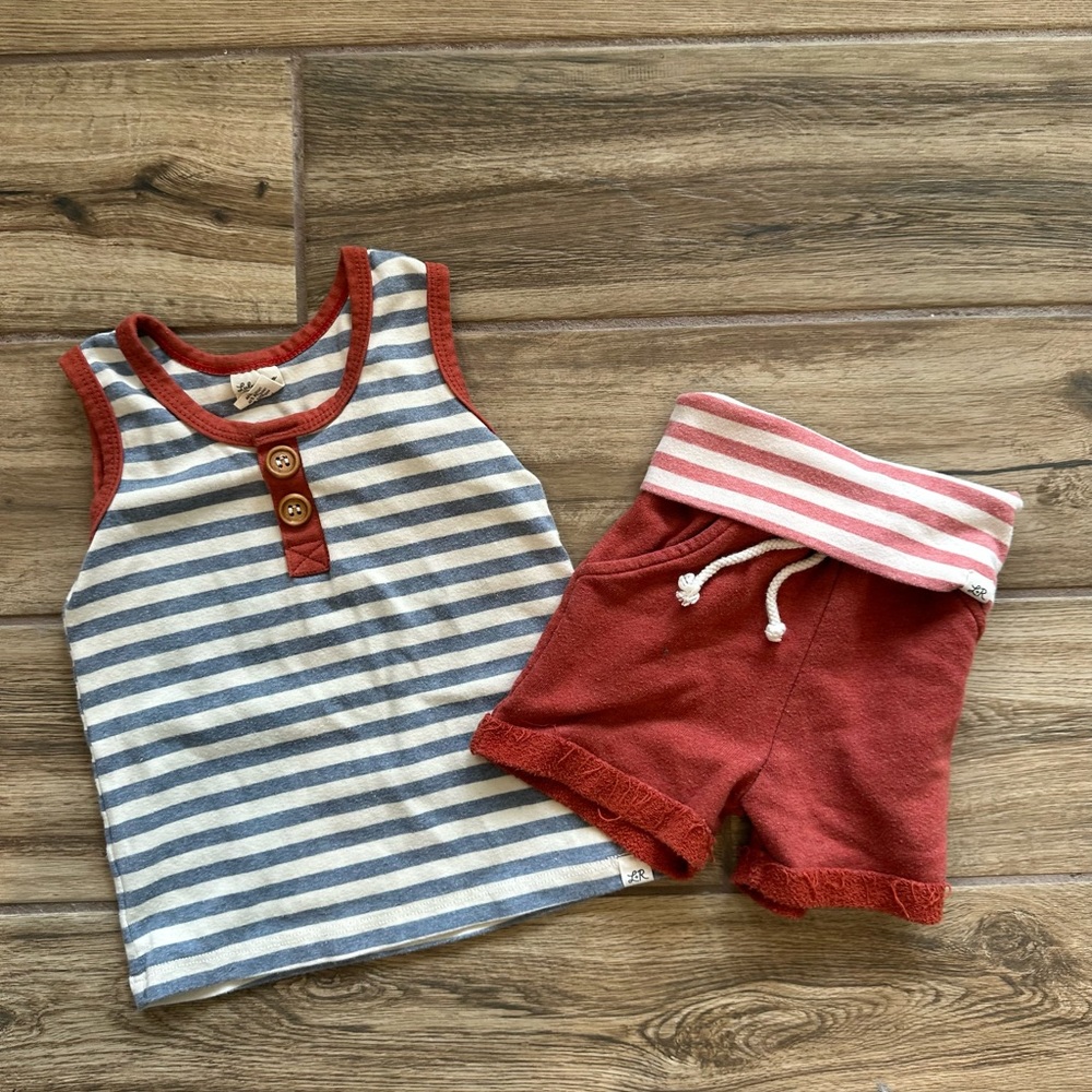 Little road co outfit